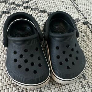 Toddler off court clog